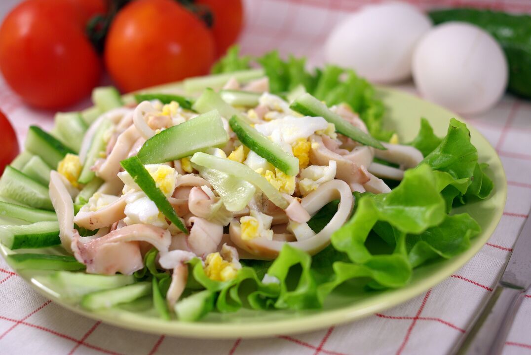 Salade mat Knëppelsteng